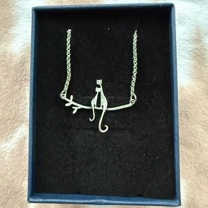 Elegant Silver Cat Pendant Necklace